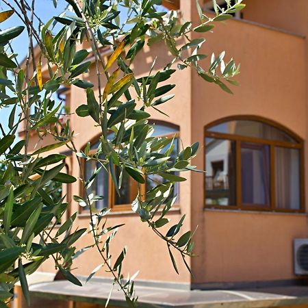 Apartments Kanegra Umag Extérieur photo