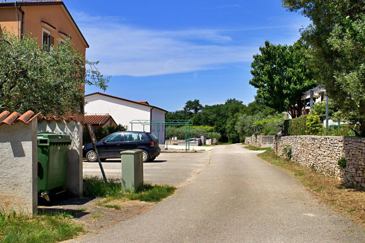 Apartments Kanegra Umag Extérieur photo